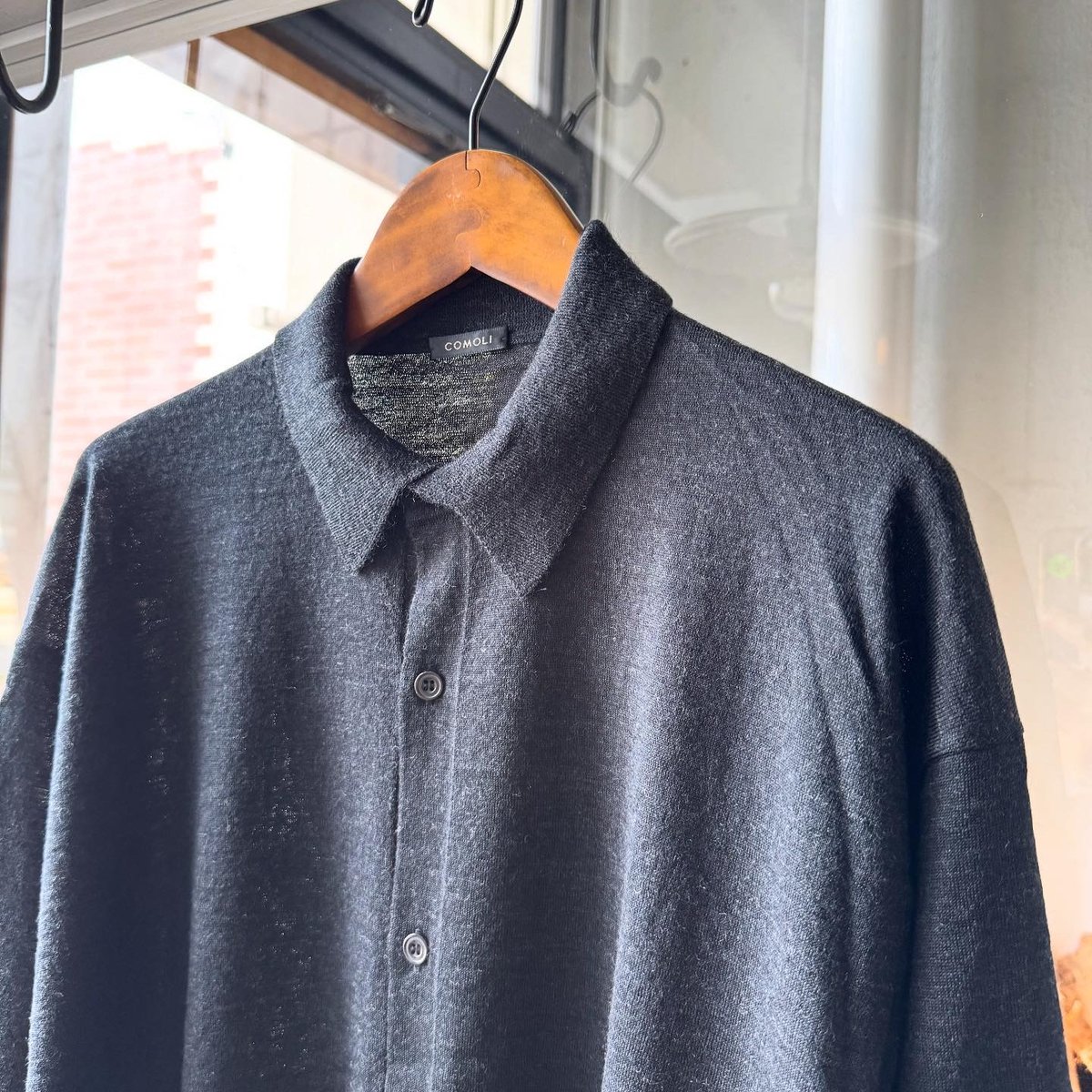 【目立った傷や汚れなし】COMOLI 24aw ウール衿付きカーディガン COMOLI】24aw 購入品紹介 隠れた名品！ウール襟付きカーディガン