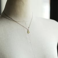 Margaret Solow 　 Enclosed Baguette Peridot Necklace 18K
