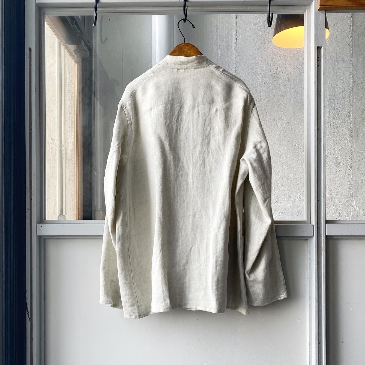 COMOLI リネンヘリンボーン スタンドカラージャケット　IVORY COMOLI リネンヘリンボーン スタンドカラージャケット | Less