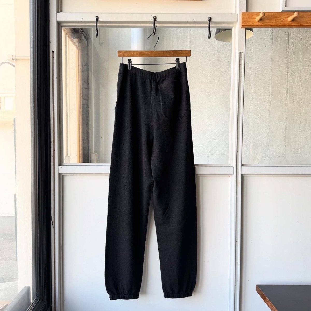 COMOLI コモリ 25SS ウール和紙コモリニット&ニットパンツ BLACK COMOLI (コモリ) ウール和紙 ニットパンツ [BLACK]