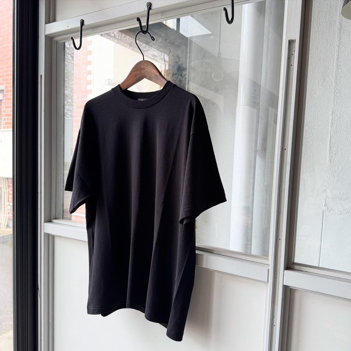 COMOLI コットンジャージ 半袖Tシャツ | Less Higashikawa