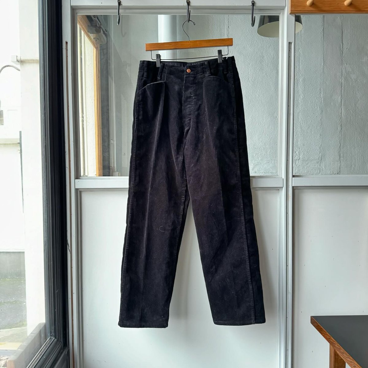 ⭐️美品⭐️24AW COMOLI コーデュロイ ワークパンツ A03-03012 fit=scale-down,w=1200