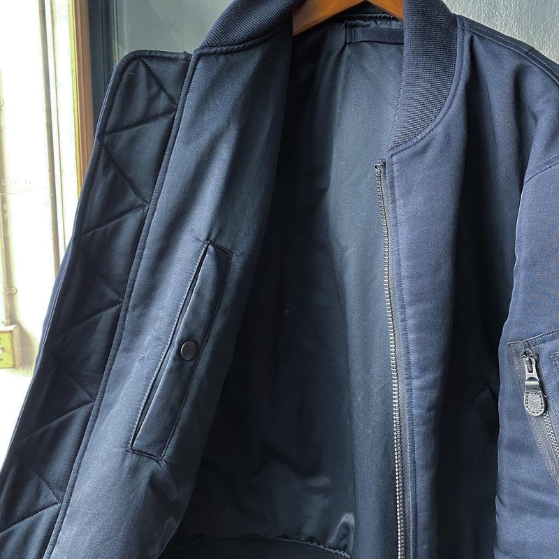 COMOLI シルクナイロン MA-1 | Less Higashikawa COMOLI シルクナイロン MA-1 | Less Higashikawa