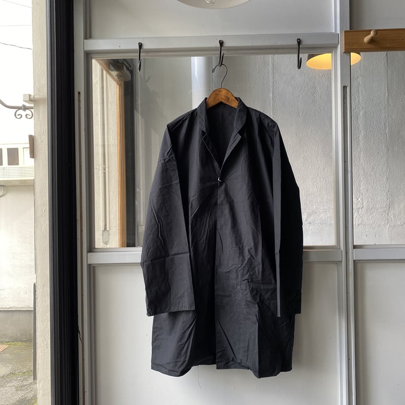[新品タグ付き] MUYA Livery coatロング・グレーストライプ MUYA Livery coat (unisex) | Less Higashikawa