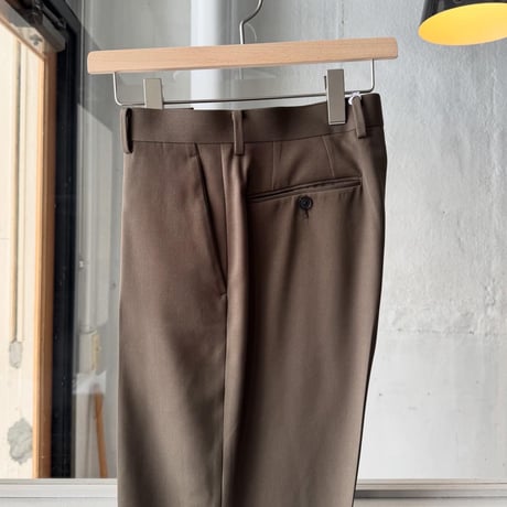 AURALEE　LIGHT WOOL MAX GABARDINE SLACKS