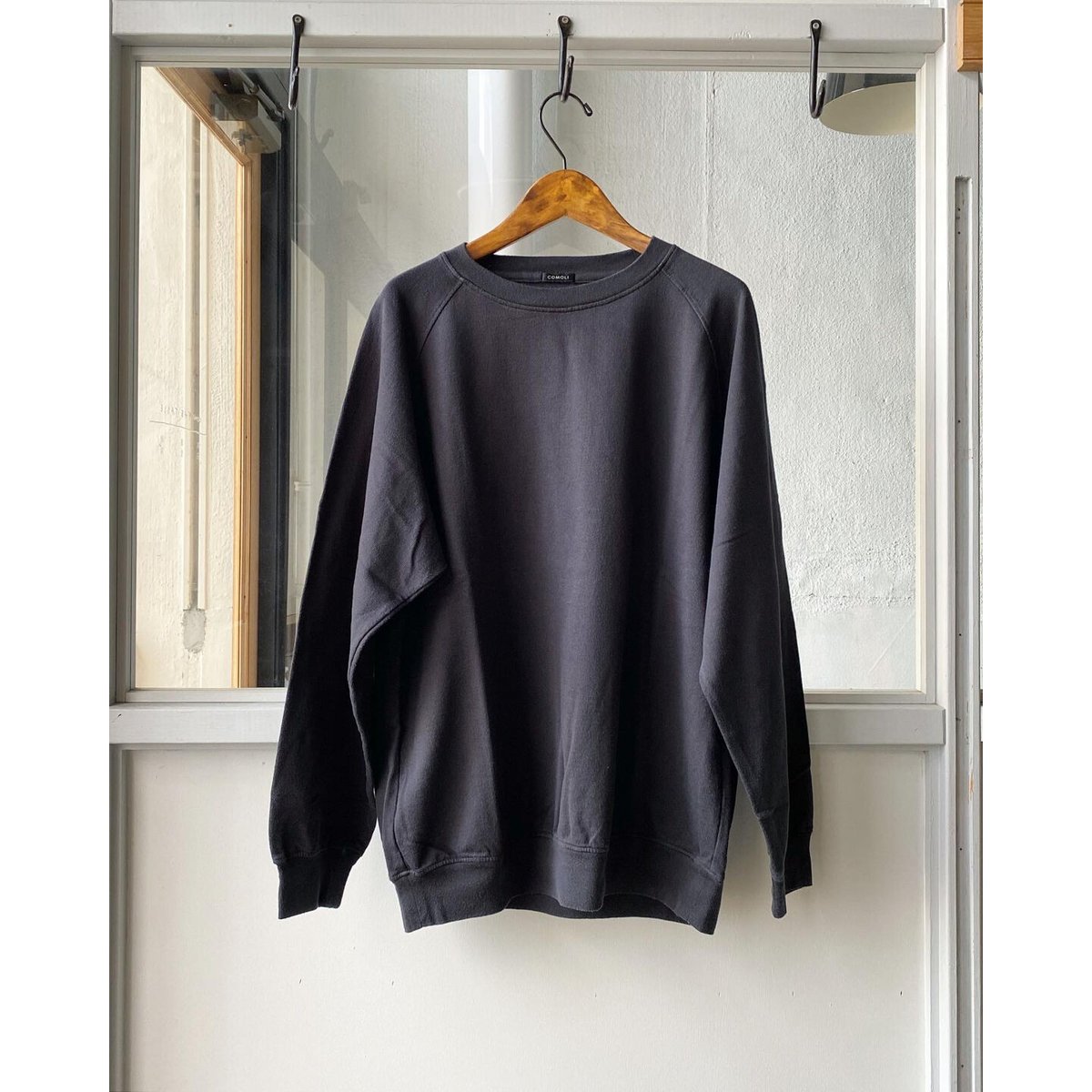 COMOLI 22AW シルクフリース長袖クルー 3 COMOLI シルクフリース 長袖クルー | Less Higashikawa