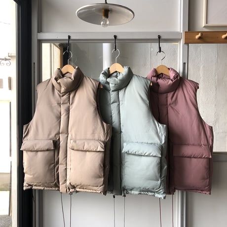 AURALEE  LIGHT FINX POLYESTER DOWN VEST (Womens)