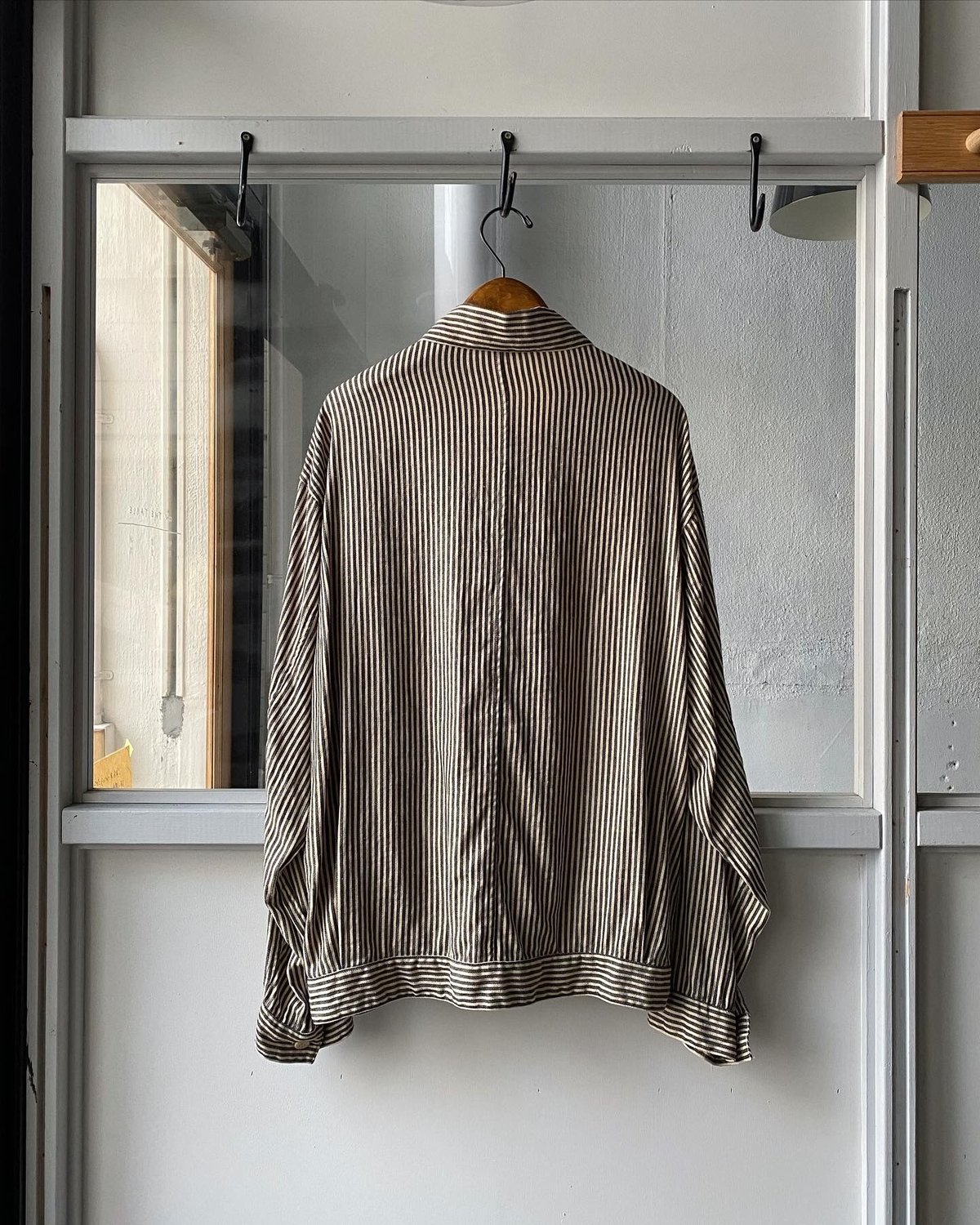 COMOLI ストライプブルゾン サイズ2 V01-01023 COMOLI ストライプブルゾン サイズ2 V01-01023 COMOLI コモリ 22SS