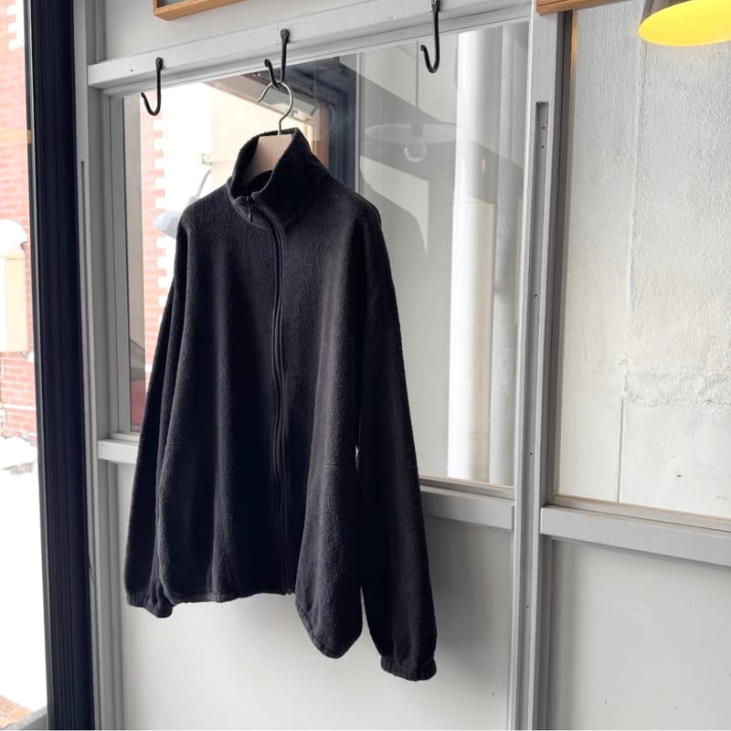 COMOLI フリース ジップジャケット | Less Higashikawa