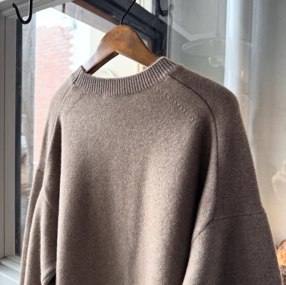【AURALEE】BABY CASHMERE KNIT P/O 4 Auralee Baby Cashmere Knit P/O - Natural Brown – Totem Brand Co.
