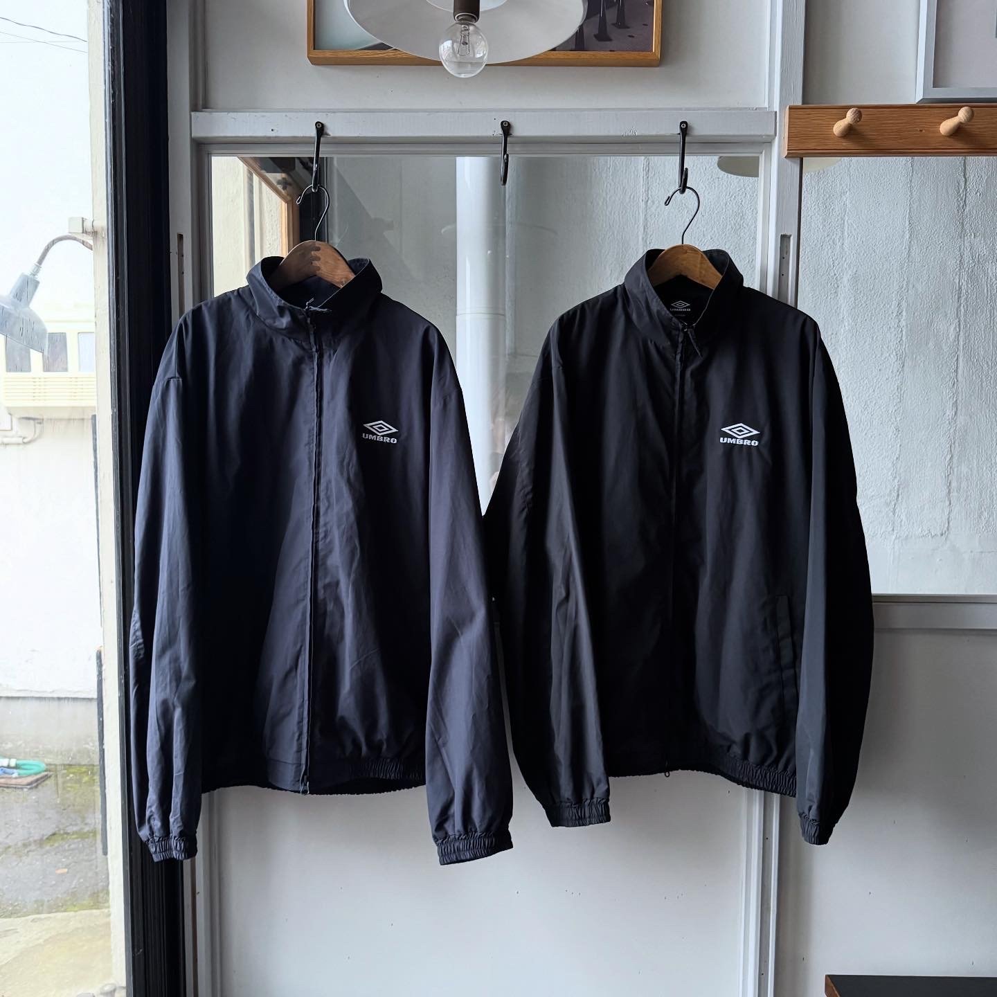 ssstein CO/NY POPLIN TRACK JACKET | Less