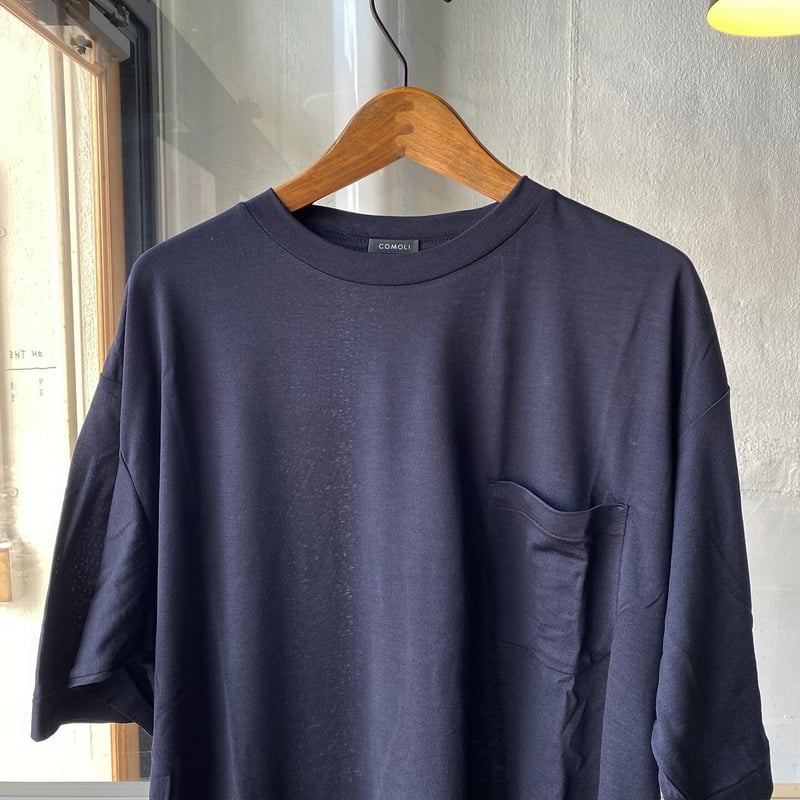 COMOLI サマーウール天竺 Tシャツ | Less Higashikawa COMOLI サマーウール天竺 Tシャツ | Less Higashikawa