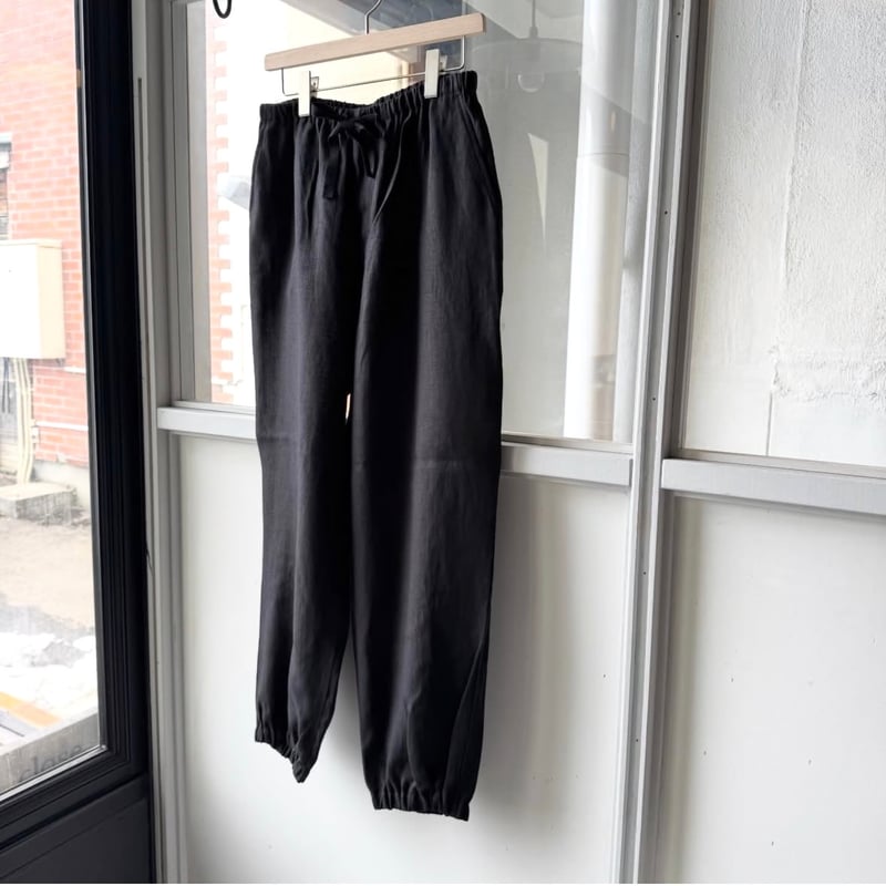 COMOLI カナパ ドローストリングパンツ | Less Higashikawa