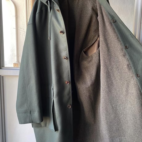 AURALEE 　LIGHT MELTON HOODED LINER COAT