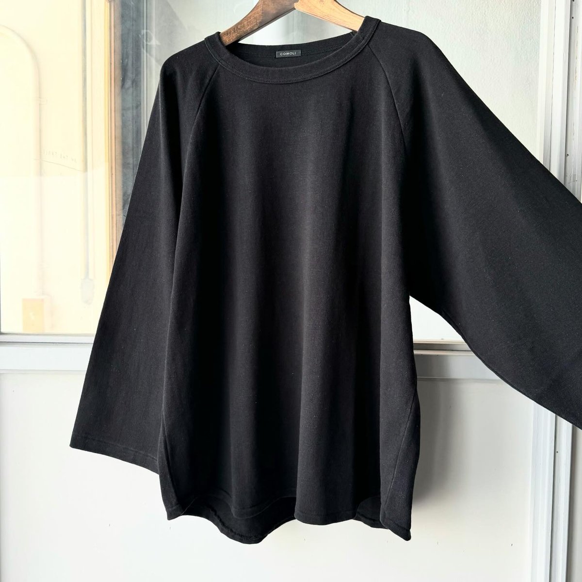 COMOLI コットンジャージ ベースボールTシャツ | Less Higashikawa COMOLI コットンジャージ ベースボールTシャツ | Less Higashikawa