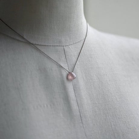 Margaret Solow 　 Faceted  Strawberry Quartz Necklace
