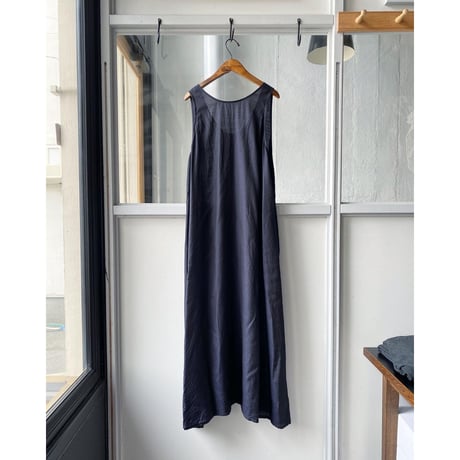 COMOLI　ウールシルク  ノースリーブ
