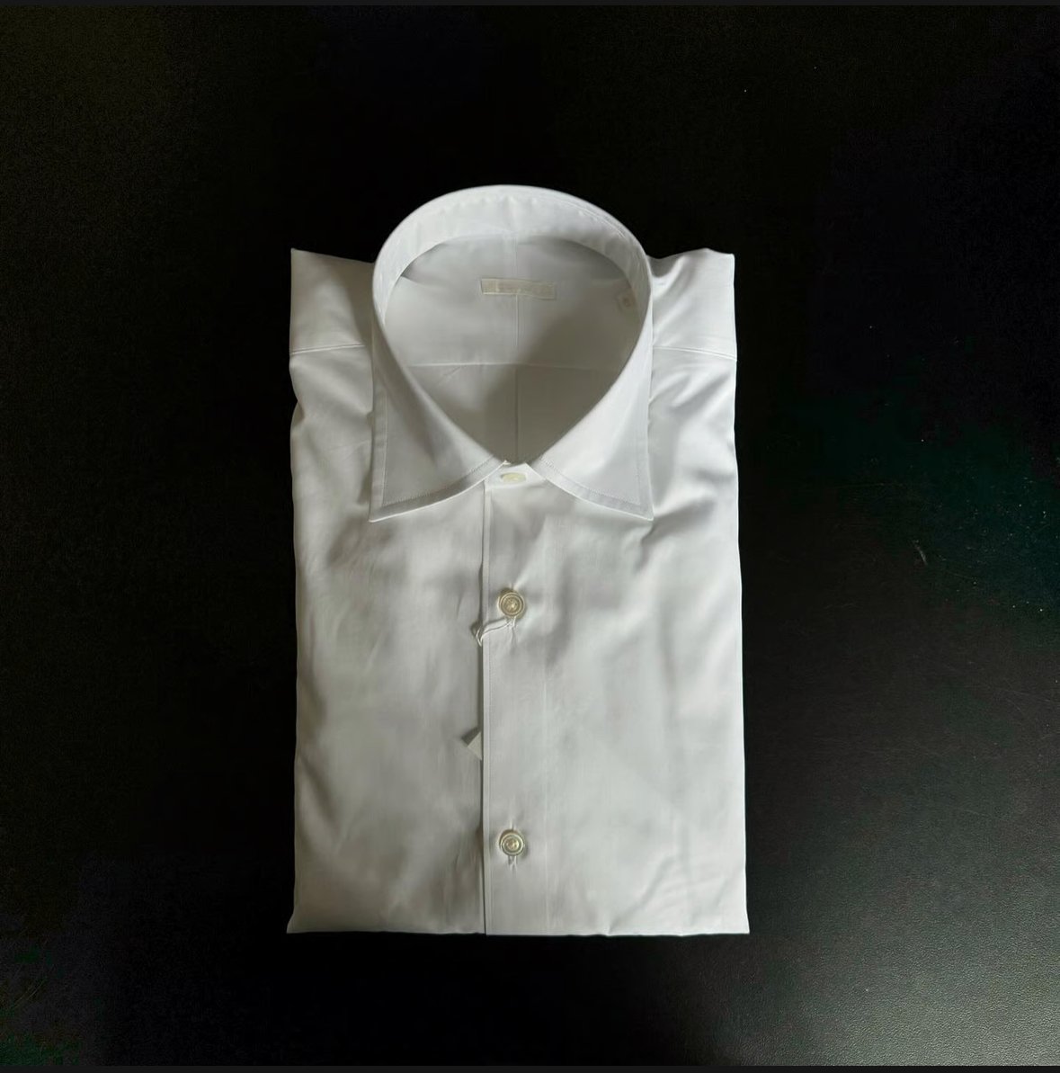 COMOLI ツイル ドレスシャツ | Less Higashikawa