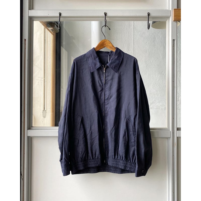 COMOLI シルク スイングトップ | Less Higashikawa COMOLI シルク スイングトップ | Less Higashikawa