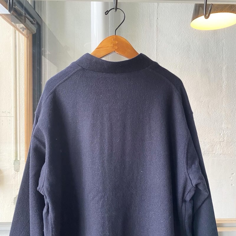 COMOLI カシミヤ スタンドカラーニットジャケット | Less COMOLI カシミヤ スタンドカラーニットジャケット | Less