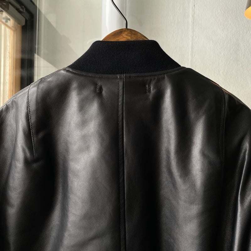 COMOLI シープスキン MA-1 | Less Higashikawa COMOLI シープスキン MA-1 | Less Higashikawa