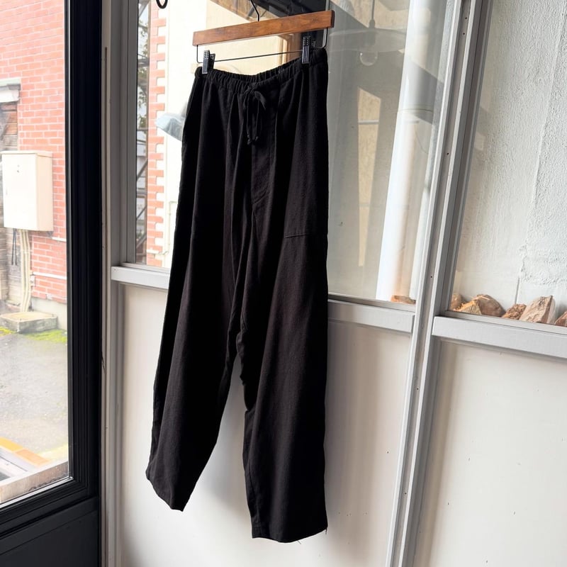 COMOLI コットンネル テーパードパンツ | Less Higashikawa