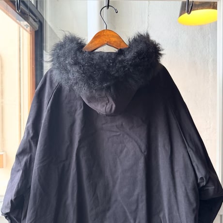 COMOLI　フーデッド ロングコート
