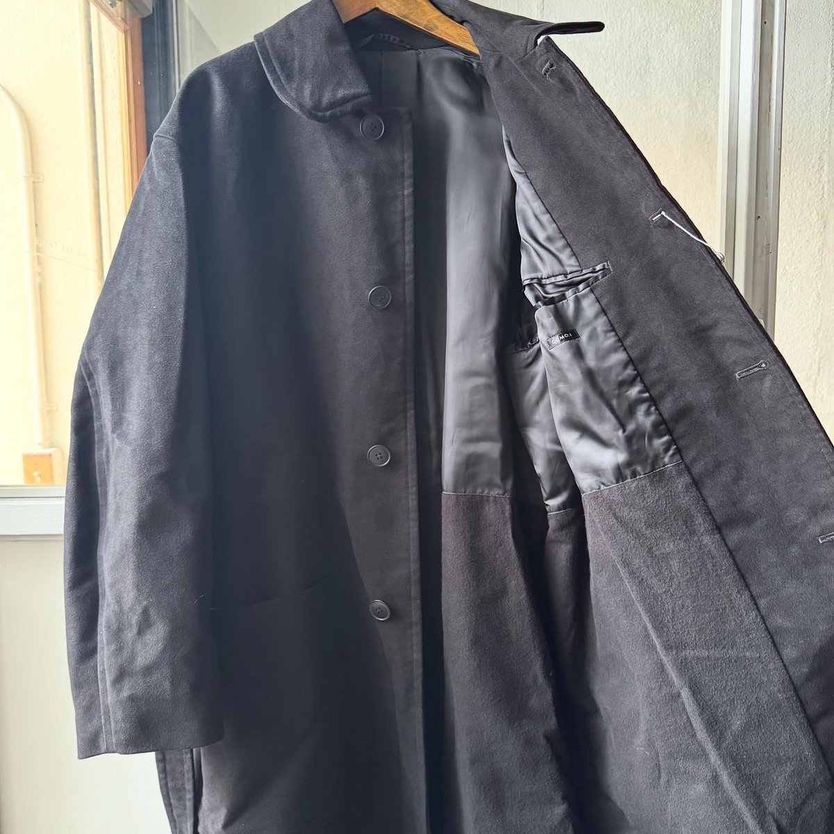 COMOLI モールスキン ミリタリーコート | Less Higashikawa