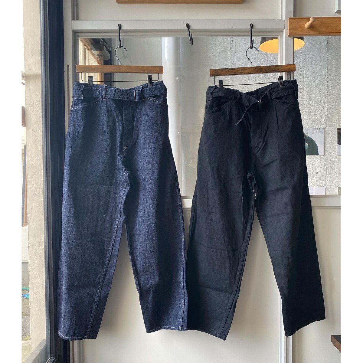 COMOLICOMOLI DENIM BELTED PANTS コモリ　ベルテッドパンツ