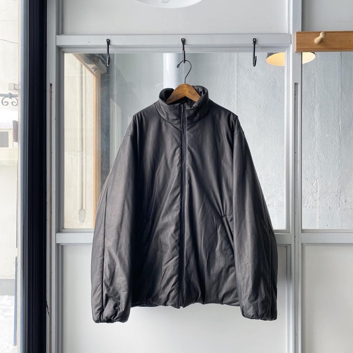 COMOLI ディアスキン インサレーション ジャケット | Less Higashikawa COMOLI ディアスキン インサレーション ジャケット | Less Higashikawa