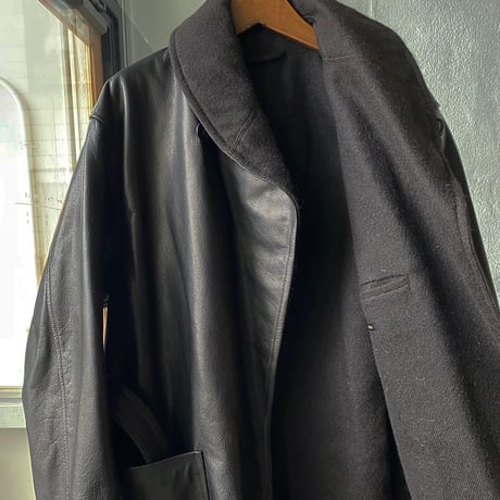 COMOLI   レザーショールカラーコート