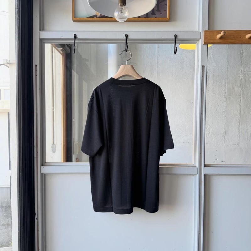 COMOLI サマーウール 半袖Tシャツ | Less Higashikawa