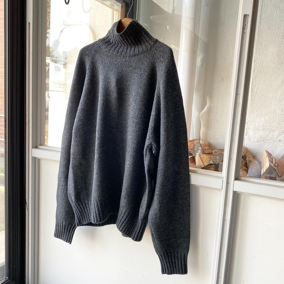 stein EX FINE LAMBS LOOSE HIGH NECK KNIT L stein EX FINE LAMBS LOOSE HIGH NECK KNIT L