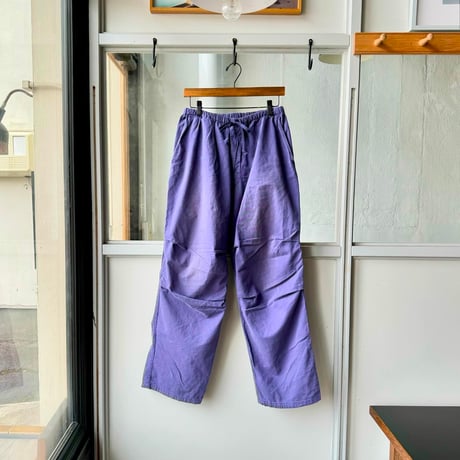 COMOLI　コットンドリル ニータックパンツ