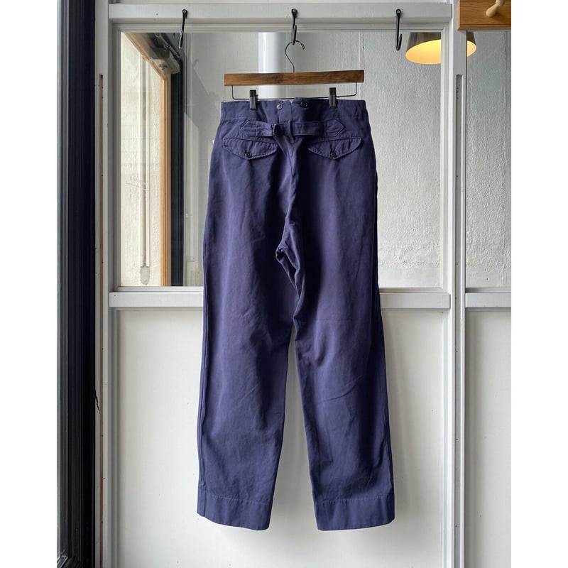 COMOLI 製品染 バックストラップパンツ | Less Higashikawa COMOLI 製品染 バックストラップパンツ | Less Higashikawa