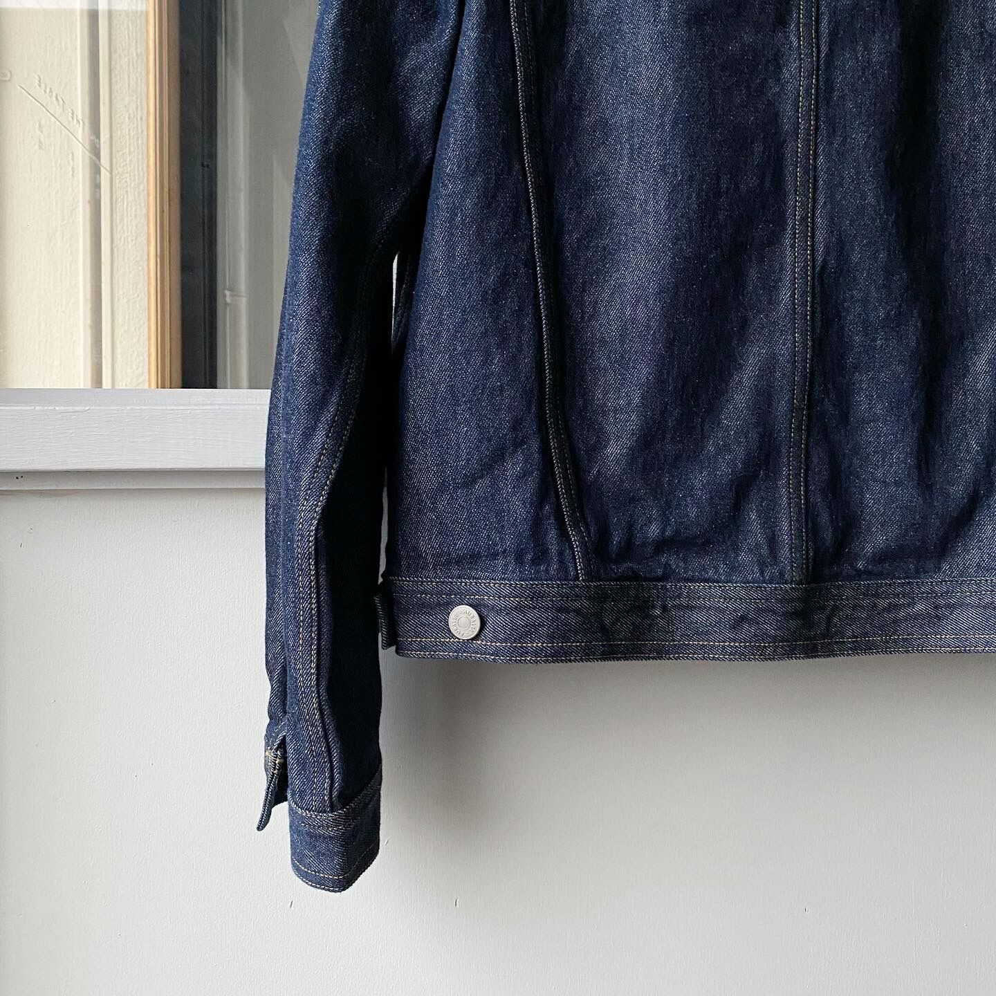 AURALEE WASHED HARD TWIST DENIM BLOUZON | Less