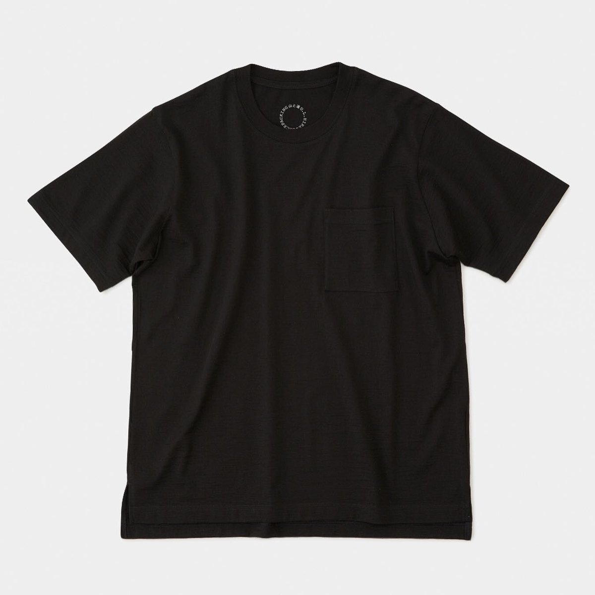 山と道 100% Merino Light Crew Neck Pocket - Unisex