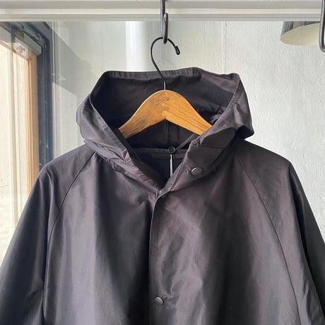 COMOLI　コットンシルク フーデッドコート