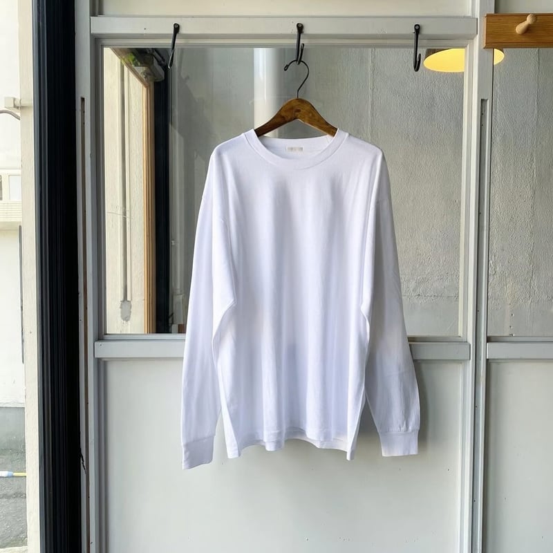 COMOLI コットンジャージ 長袖Tシャツ | Less Higashikawa COMOLI コットンジャージ 長袖Tシャツ | Less Higashikawa