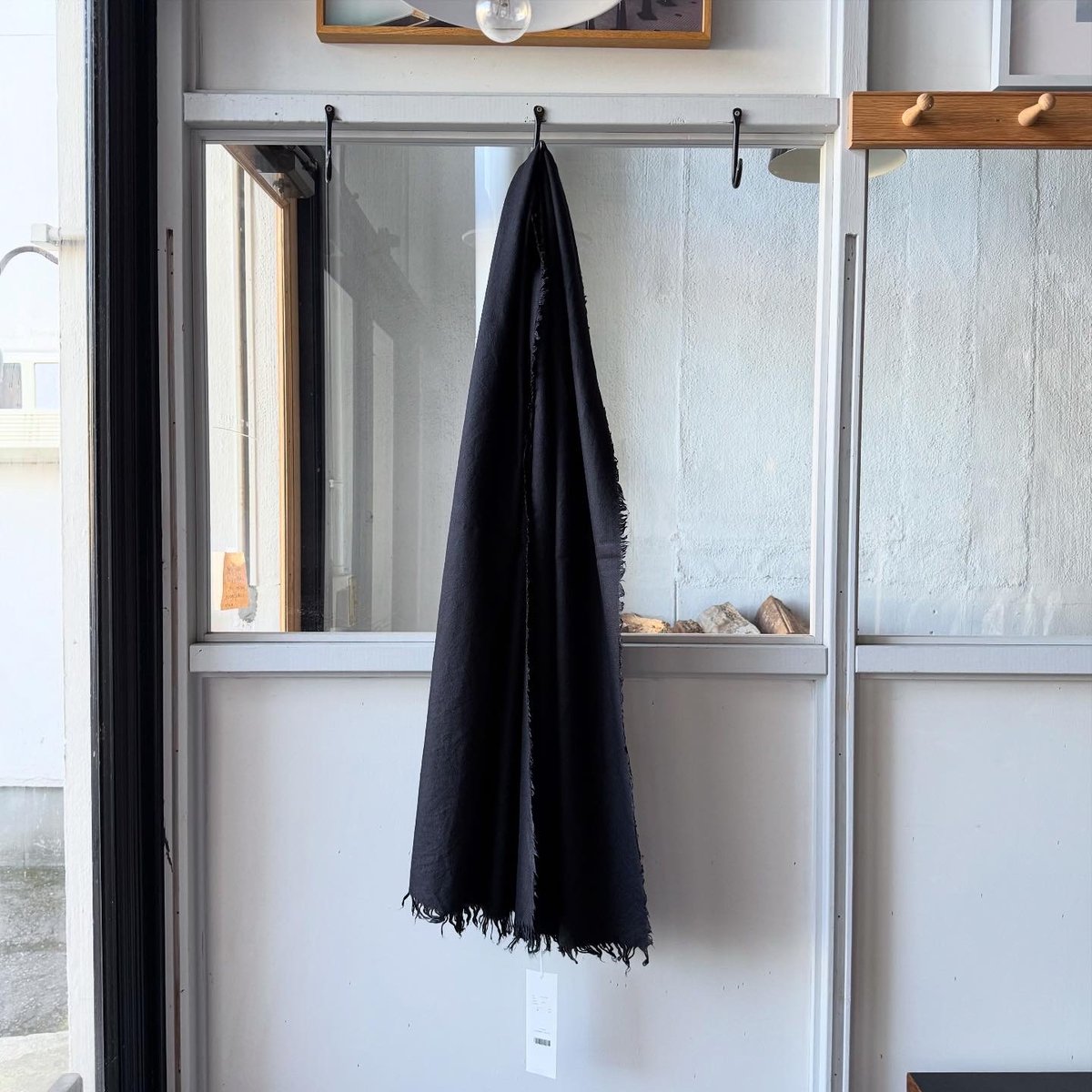 COMOLI カシミヤシルク 製品染ストール | Less Higashikawa