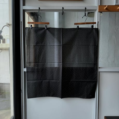 COMOLI　シルクドット スカーフ