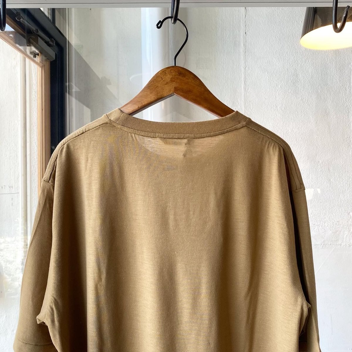 AURALEE SUPER SOFT WOOL JERSEY TEE | Less Hig