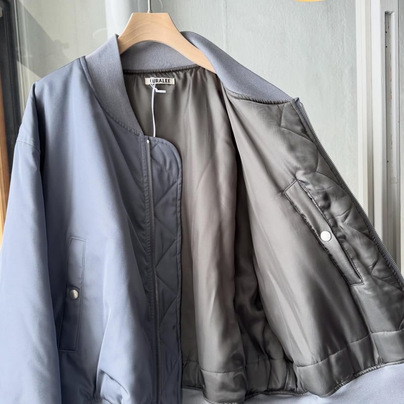 AURALEE HIGH DENSITY SILK TWILL FLIGHT BLOUSON