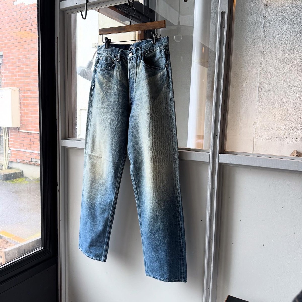 AURALEE SELVEDGE FADED HEAVY DENIM WIDE PANTS |