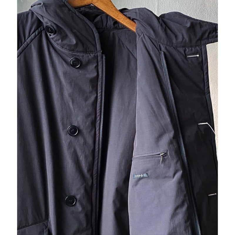 COMOLI インサレーション フーデッドコート | Less Higashikawa COMOLI インサレーション フーデッドコート | Less Higashikawa