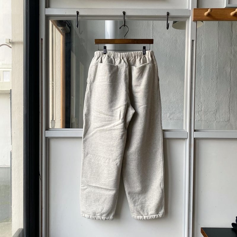 COMOLI コットン吊裏毛 パンツ | Less Higashikawa COMOLI コットン吊裏毛 パンツ | Less Higashikawa