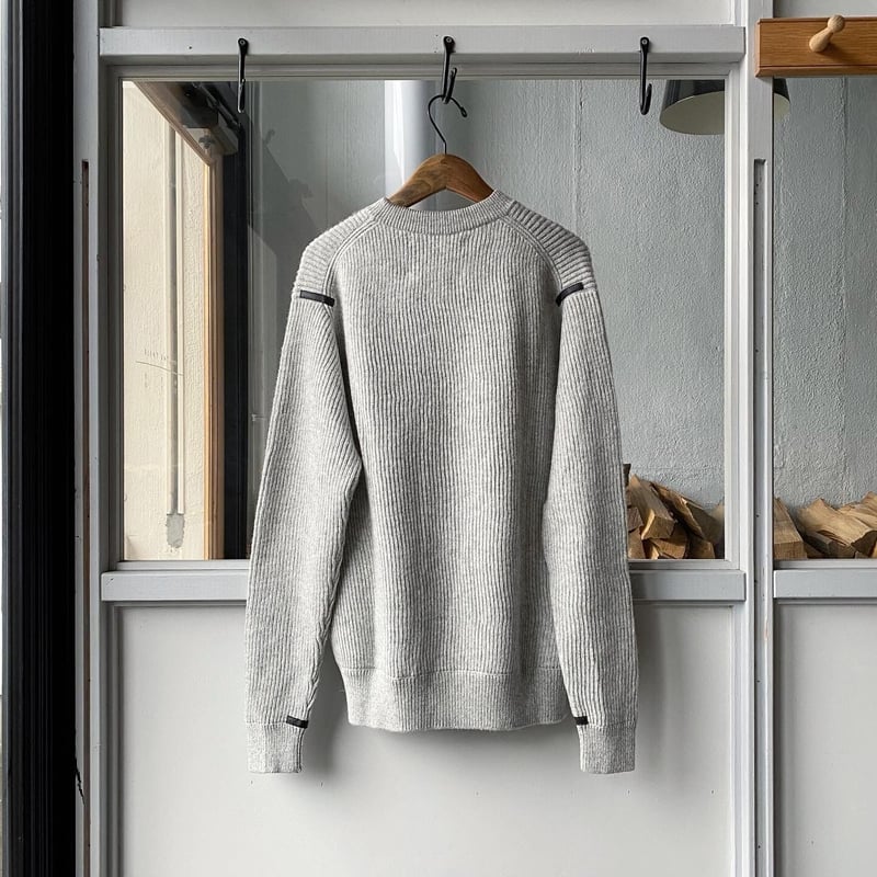 THE INOUE BROTHERS Baby Alpaca Crew | Less Hig 