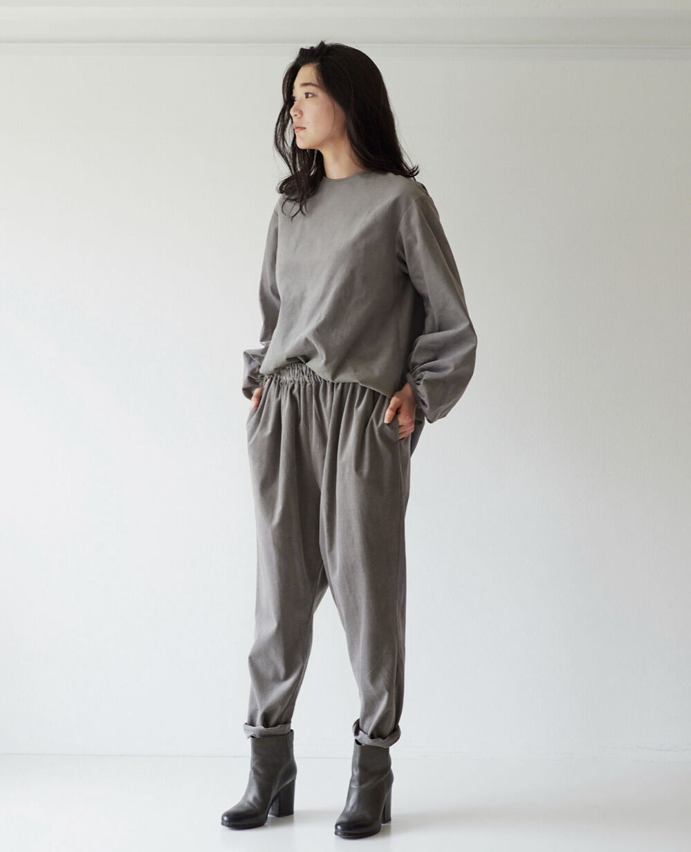 フルーツオブライフ　コーデュロイ　テーパードパンツ fruits of life コーデュロイテーパードパンツ 鈍色 /グレー | Less