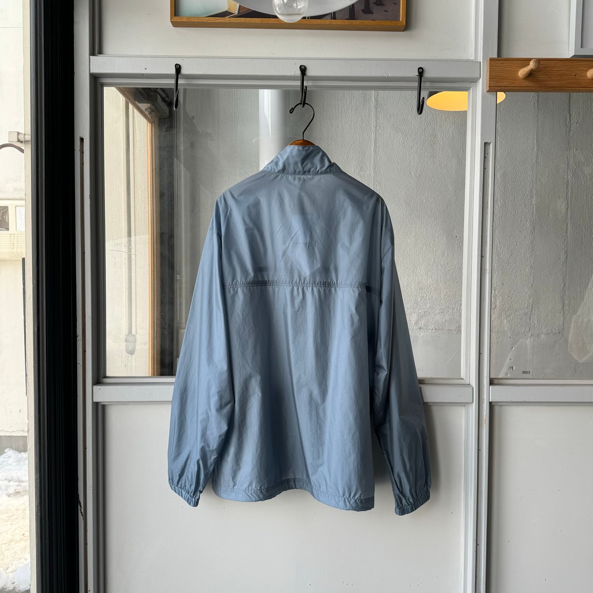 AURALEE LIGHT NYLON HALF ZIP P/O | Less Higash AURALEE LIGHT NYLON HALF ZIP P/O | Less Higash