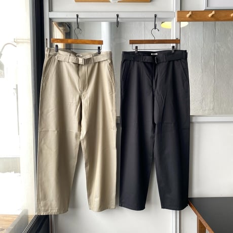 AURALEE　WASHED FINX SILK CHAMBRAY BELTED PANTS